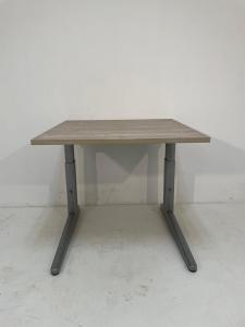 Ahrend tafel 80x80cm IHV